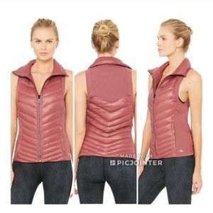 Alo Yoga Altitude puffer vest mauve pink M